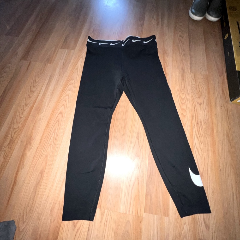 Nike leggings with Nike logo on side XXL